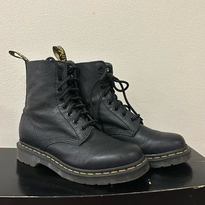 Doc Martens 1460’s Black